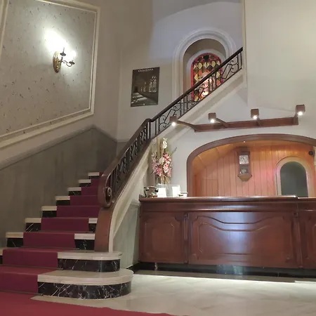 هوتل مونستير 3*